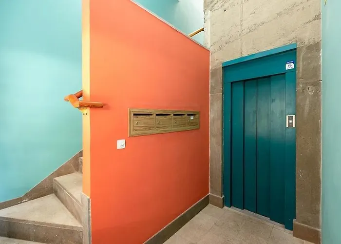 Chezmoihomes Patio De Sombra Urban Suites